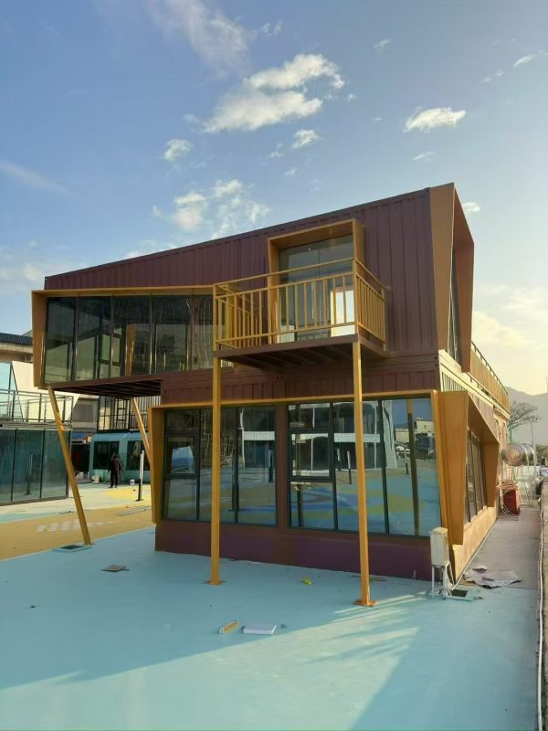 Customized container-style guesthouse hotel