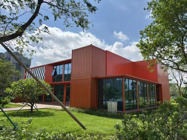 Customized container-style guesthouse hotel