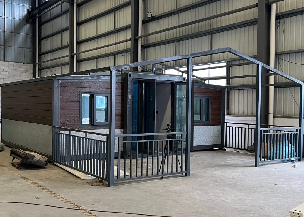The double-wing container housing has a wide range of application scenarios.