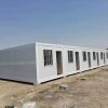 Expandable mobile folding container