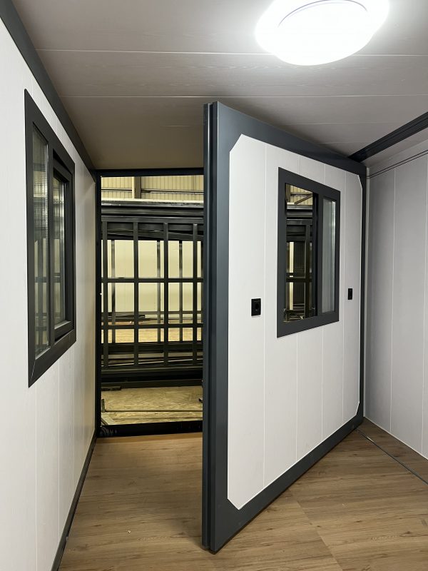 IMG_0112 Prefabricated three-in-one foldable double-wing container house / office