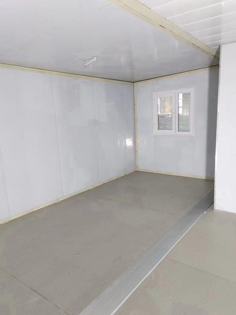 The price of container houses is very low