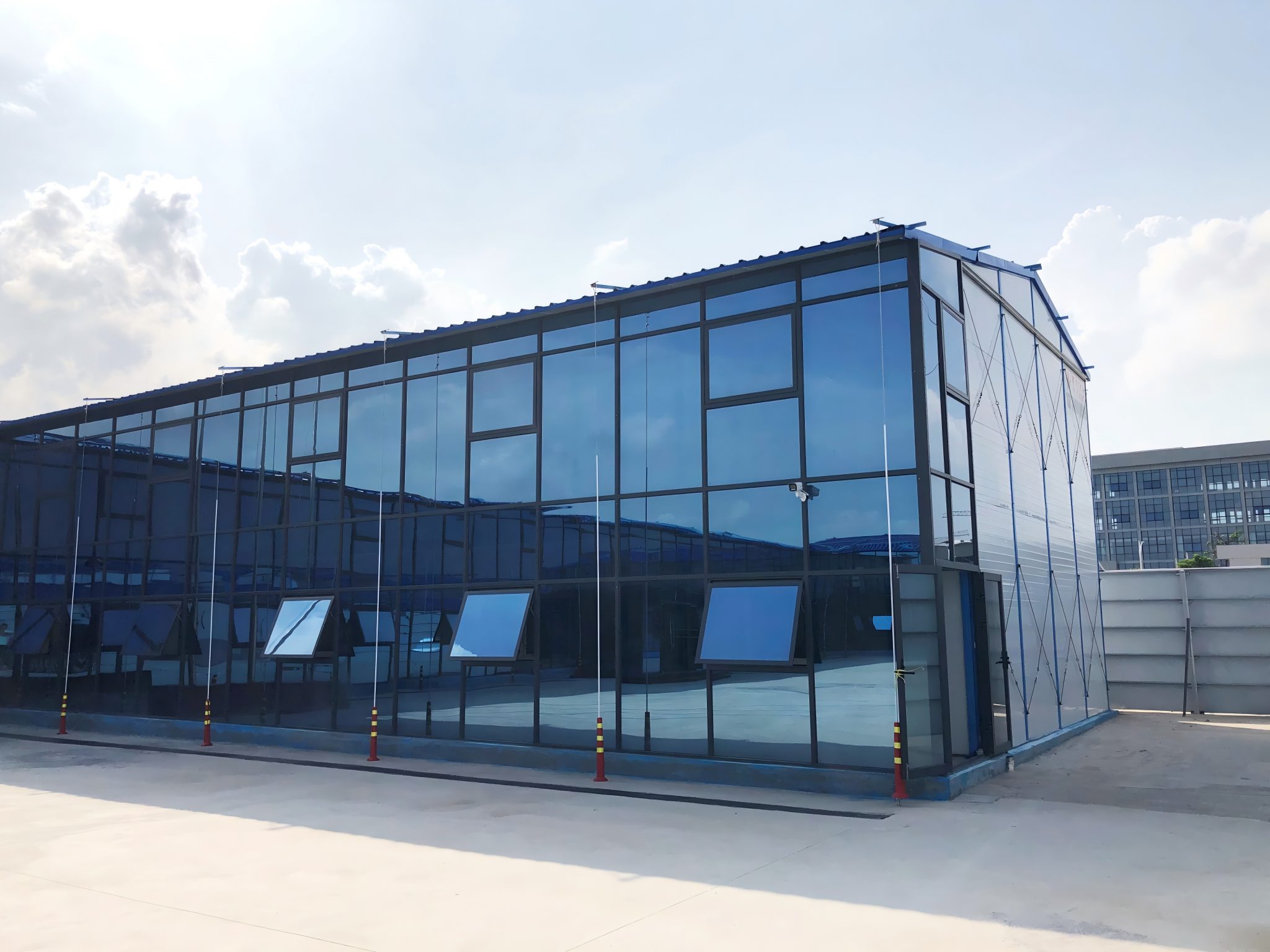 Glass curtain wall K type prefabricated house