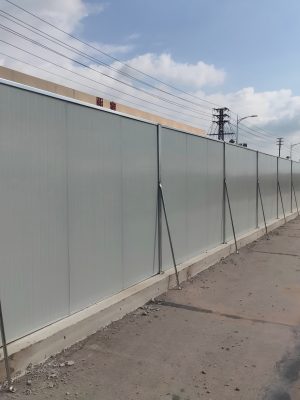 C steel foam barrier panel