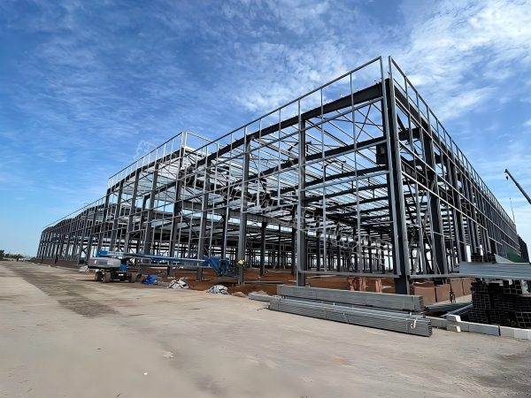 Steel structure factory building