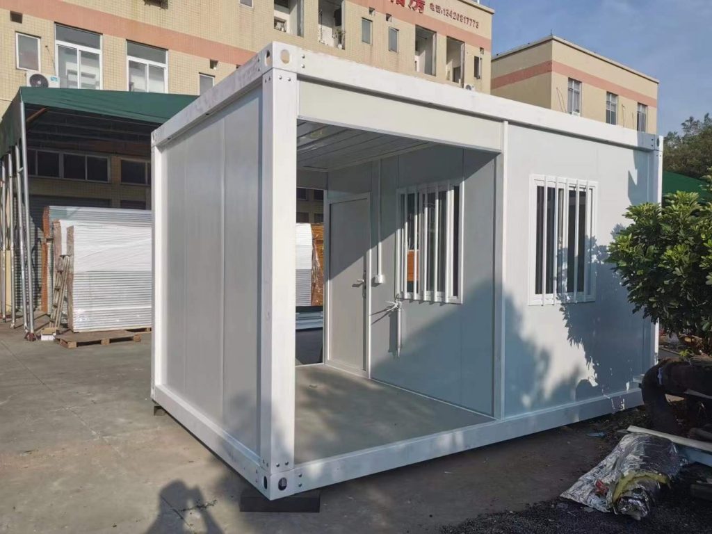Customized container buildings