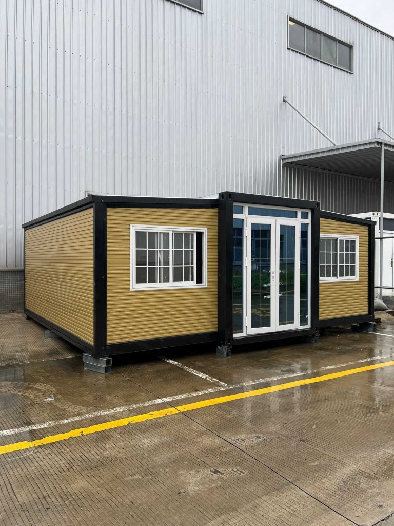 Expandable Container Housing