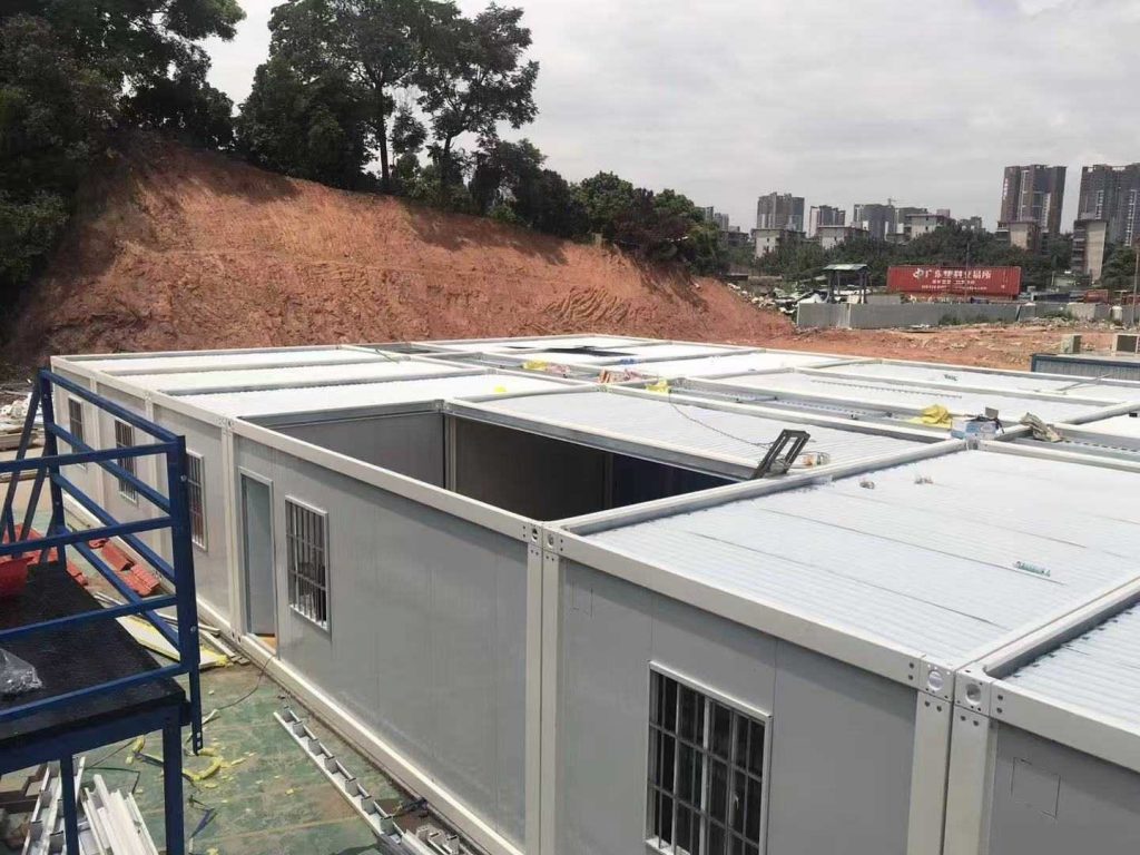 Mobile prefabricated housing