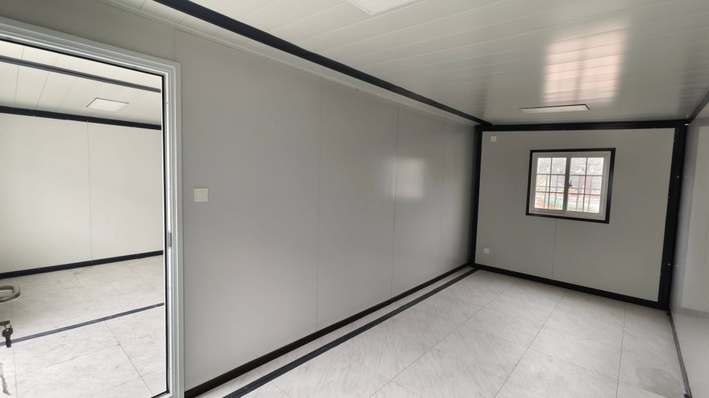 Expandable Office Container