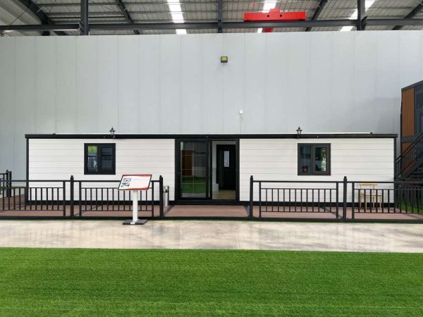 White three-bedroom expandable container unit
