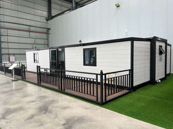 White three-bedroom expandable container unit